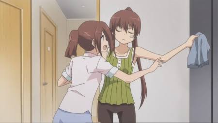 Ako and Riko Suminoe from Kissxsis