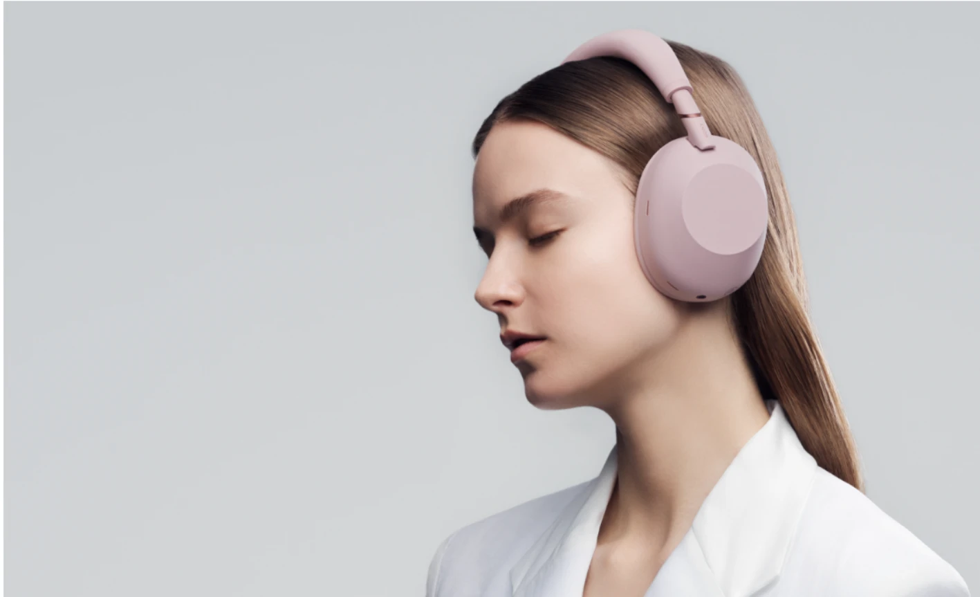 Sony WH-1000XM6 — Best Overall for Anime Listening